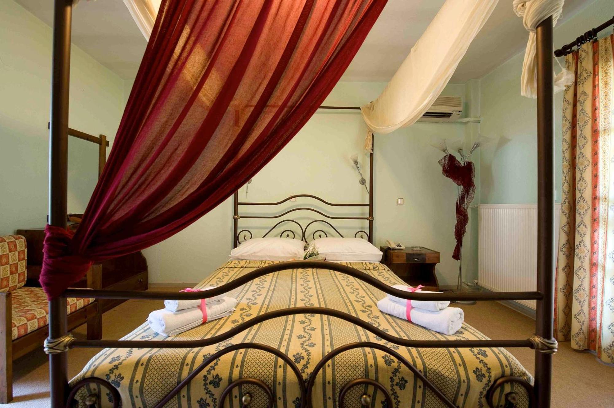 Lydia Hotel Krinídesz Kültér fotó